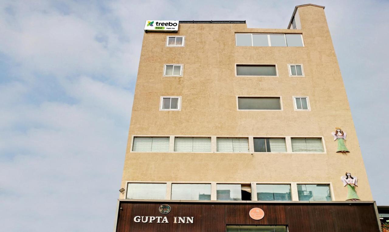 Treebo Trend Gupta Inn Варанаси Екстериор снимка
